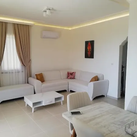 Mazi'da Denize Yakin Ferienhaus